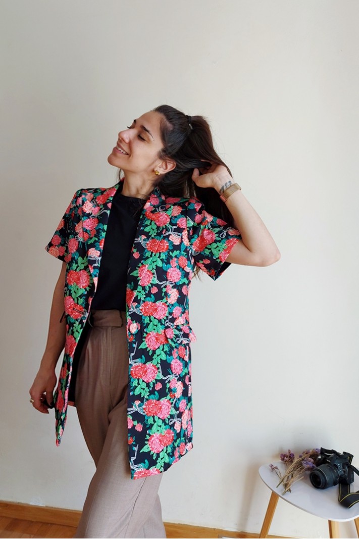 Flower-patterned blazer Flower-patterned blazer