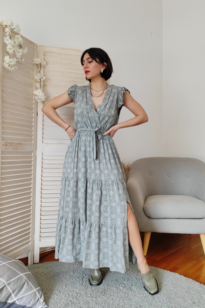 Sleeveless printed dress