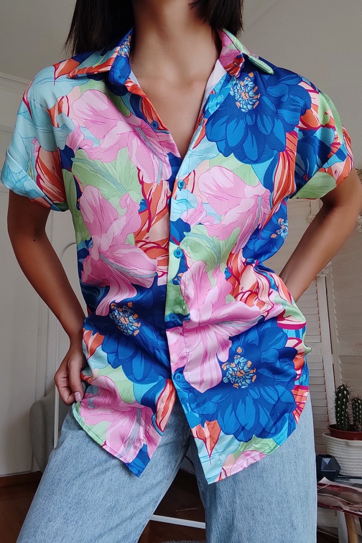 Honolulu floral shirt